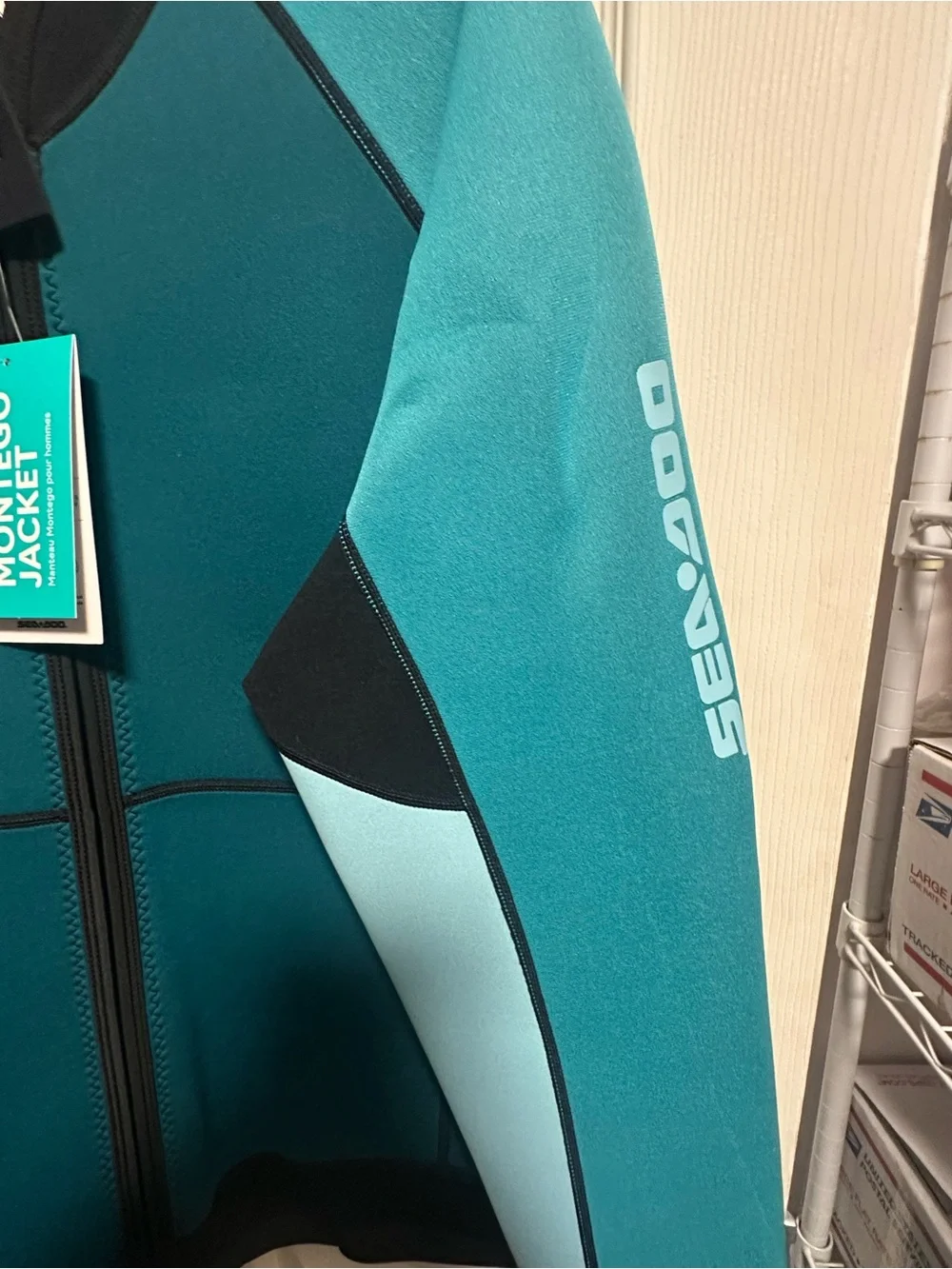 Sea Submersible Men's Montego Swim Jacket in Teal/Light Blue